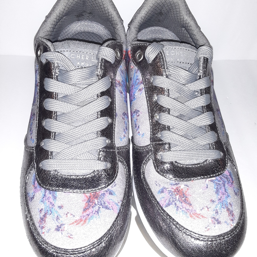 Skechers Memory Foam Sneaker